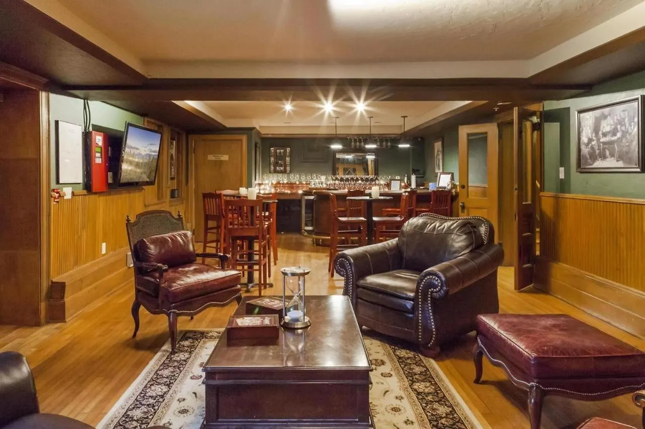 Patterson Inn Denver Bed & Breakfast
